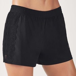Fabletics | NWT Cynthia Lacey Layer Shorts